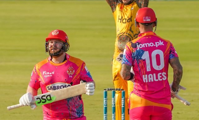PSL 2022: Paul Stirling, Alex Hales hand Islamabad United thumping win. Pic/PSL