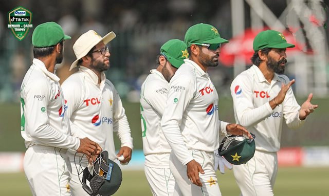Pakistan openers set up another Day 5 entertainer after Australia declare early. Pic/PCB