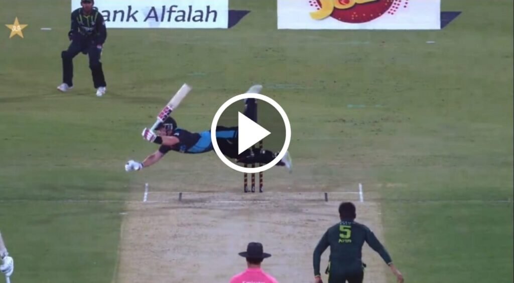 Watch Tim Seifert's aerobatic shot attempt vs Pakistan