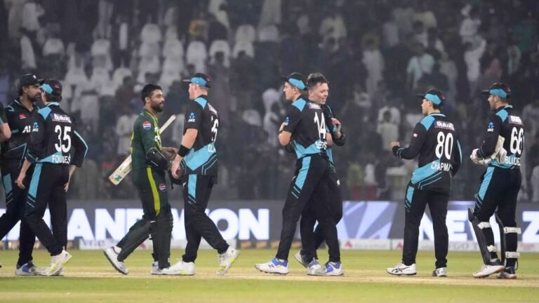 Babar Azam reacts after Pakistan suffer another defeat vs New Zealand