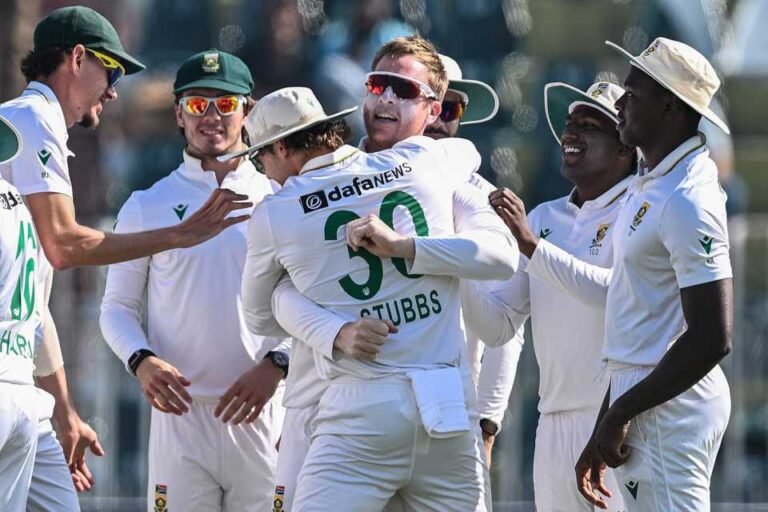 South Africa Thrash Pakistan by 8-Wickets to Level Test Series 1-1 in Rawalpindi